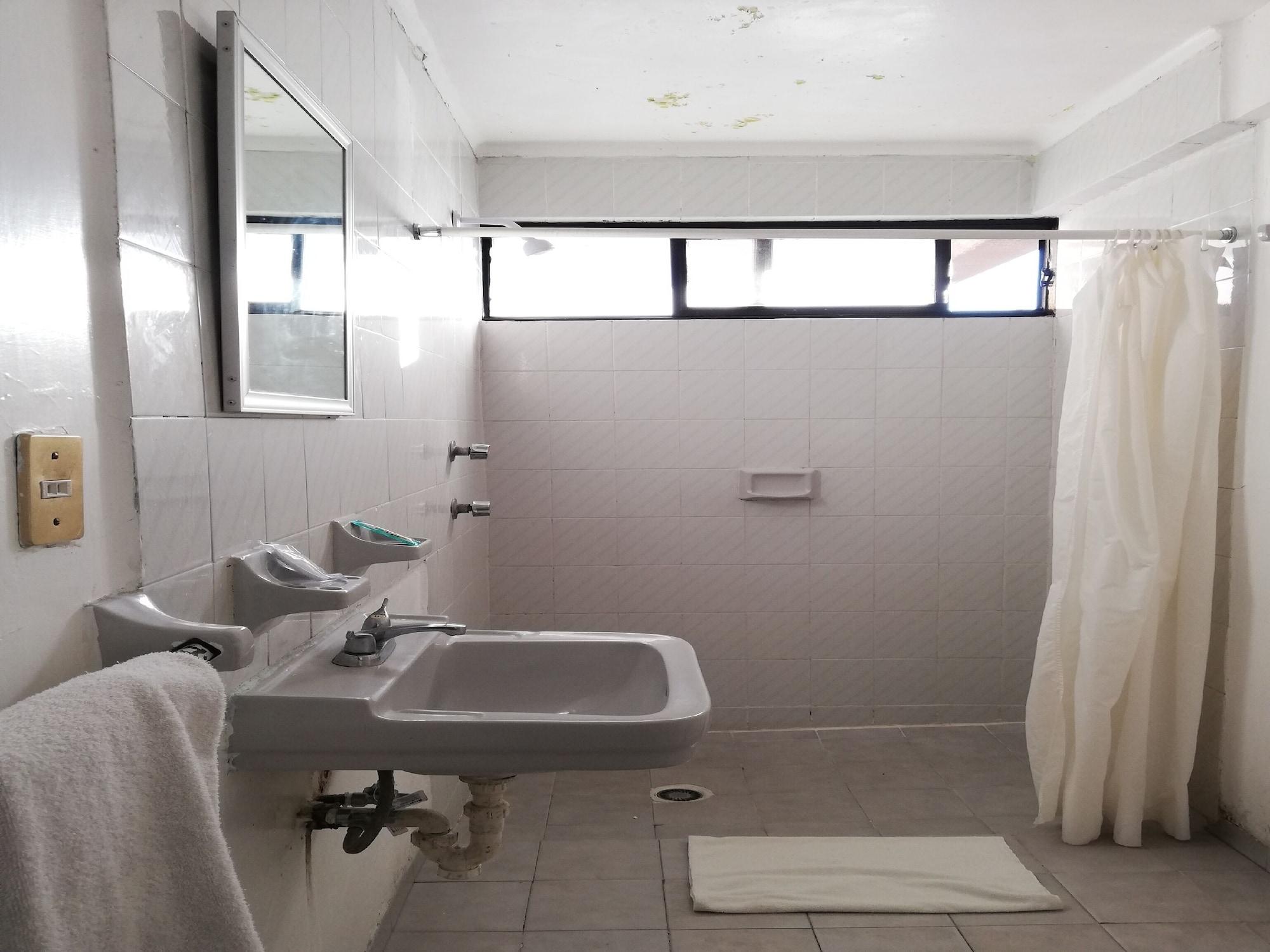 Oyo Hotel Casa Real מטהואלה מראה חיצוני תמונה
