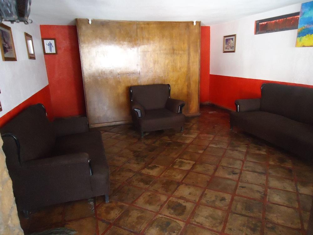 Oyo Hotel Casa Real מטהואלה מראה חיצוני תמונה
